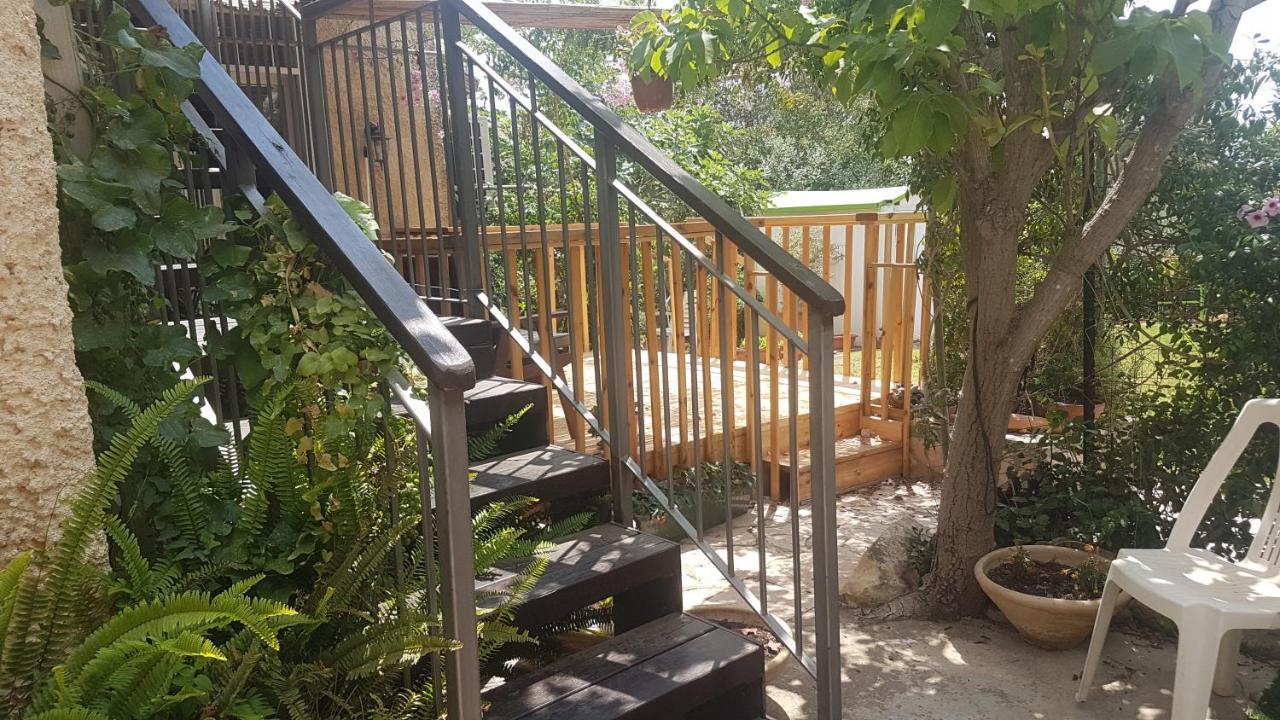 Nofei Guest לינה וארוחת בוקר *